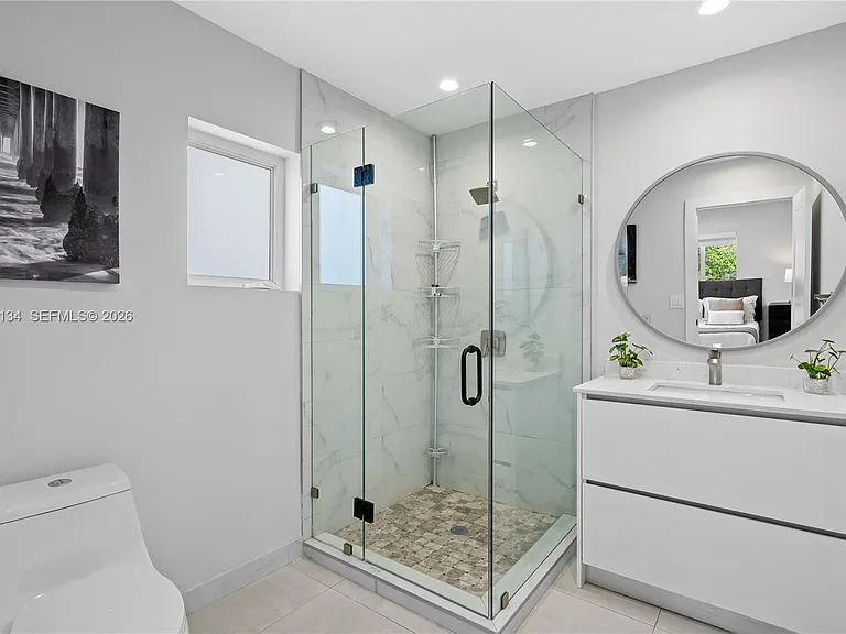 1329 Funston St — Photo 16