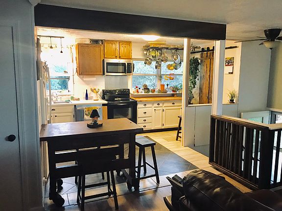 3rd image of 13912 E Shady Ln
