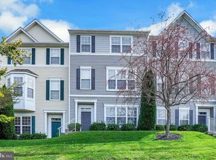 1104 Blue Bird Ln #2, York, PA 17402