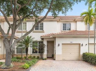 7969 NW 20th St, Hollywood, FL 33024