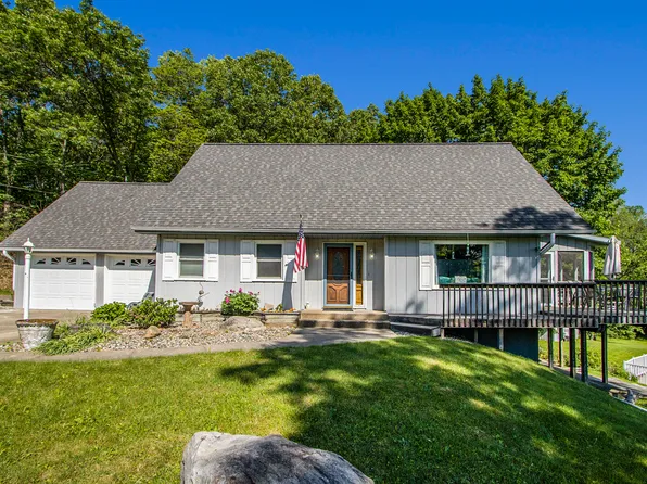 21505 Adams Rd, Battle Creek, MI 49017