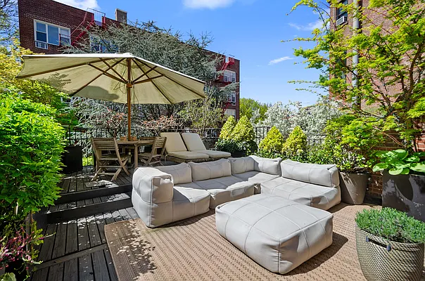 Rented by Compass | media 1