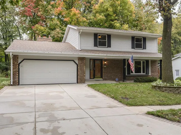 5818 Riverside DRIVE, Greendale, WI 53129