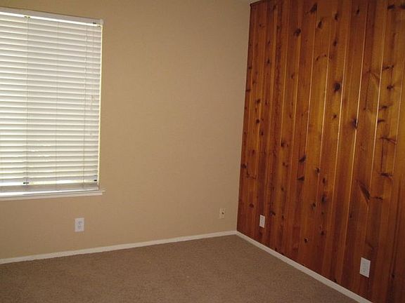 5th image of 4596 Winding River Cir