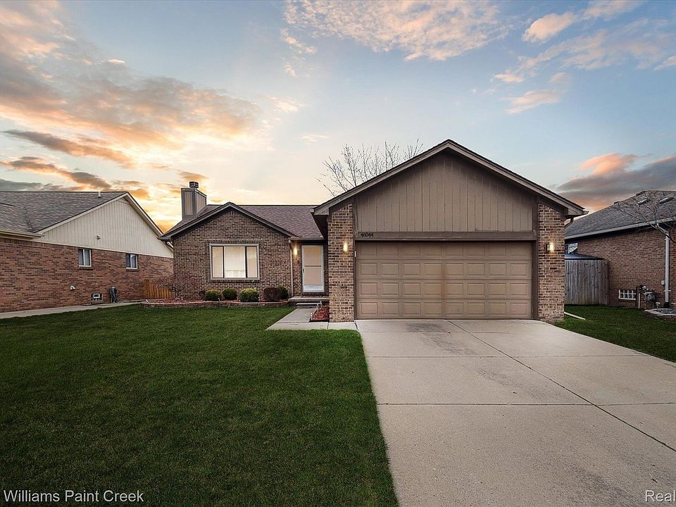 1st image of 46044 Royal Dr