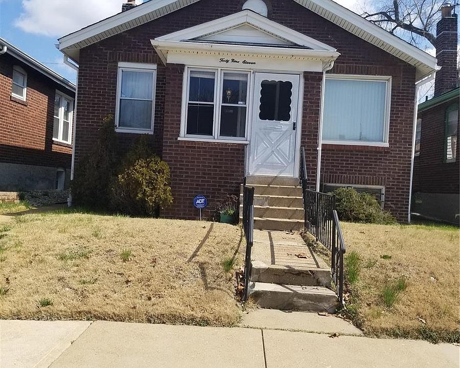 1st image of 4911 Hooke Ave