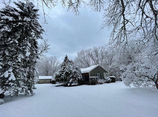 26 S Menantic Rd, Shelter Island, NY 11964