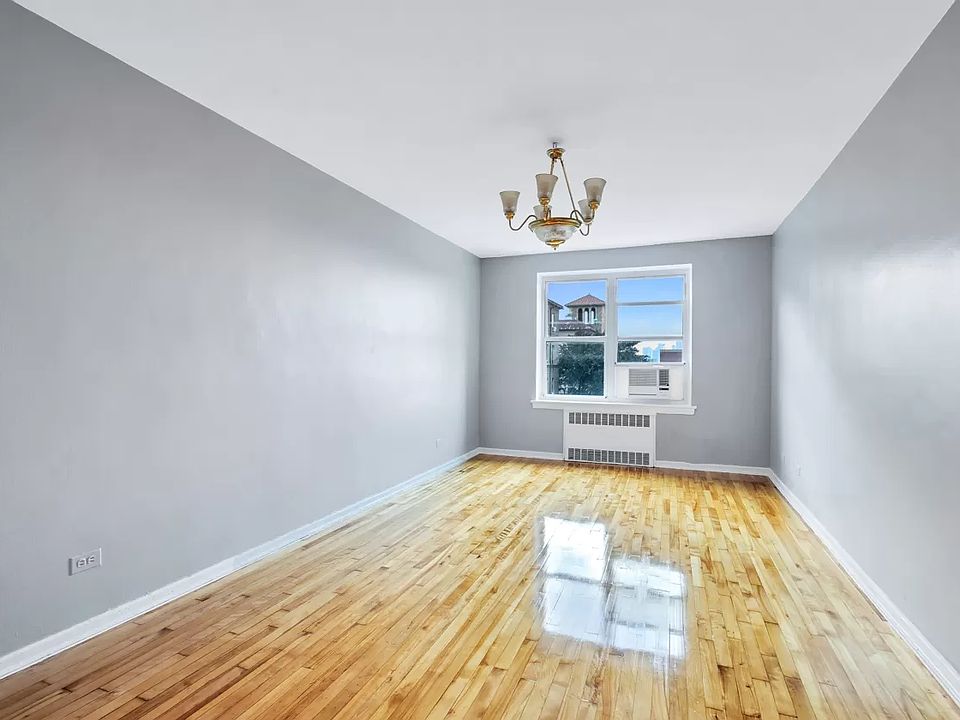 1st image of 33-15 81st St APT 5C