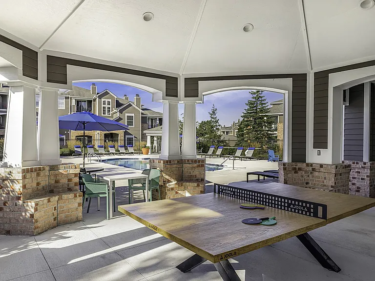 Lantern Woods Apartments — Photo 9