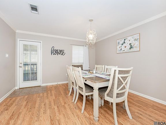 4th image of 26565 Parkwood Dr
