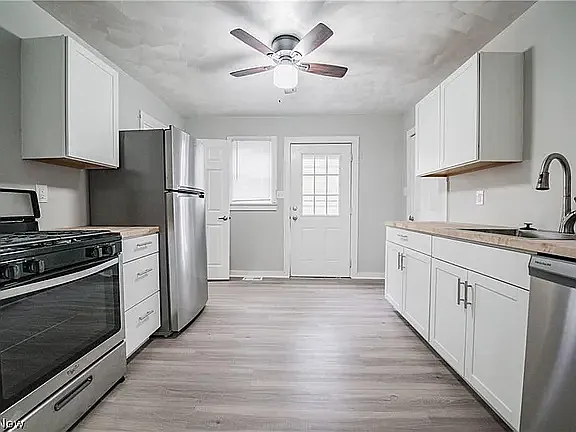 3 bed, 1380 sqft, $1,830 — Photo 4