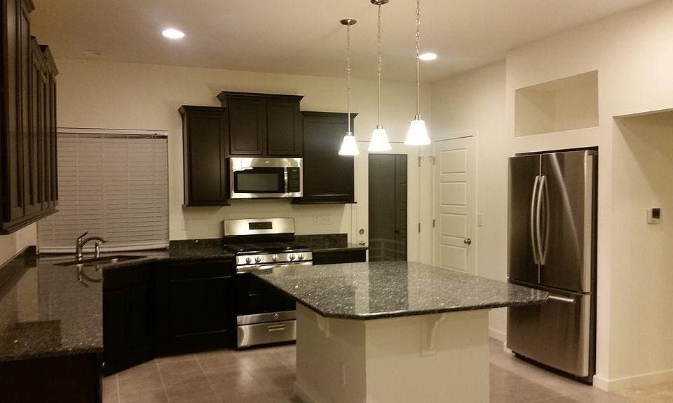 1st image of 4896 N Halifax Ct