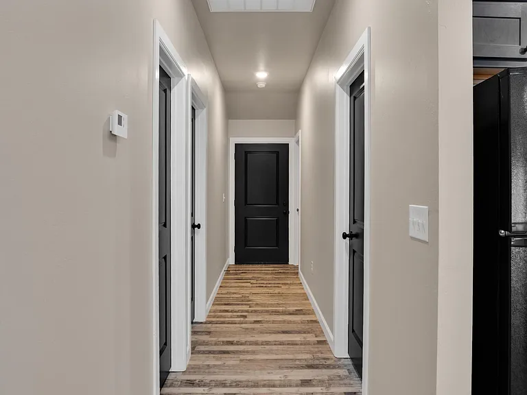 412 Lisa Cir — Photo 11