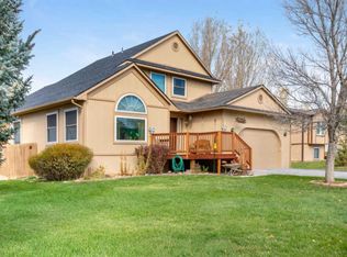 404 Porphyry Rd, Gypsum, CO 81637