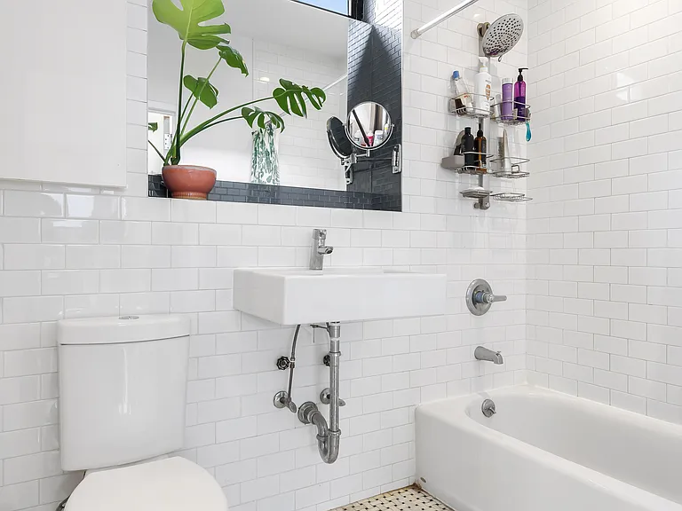 6 Hope St #1A — Photo 12