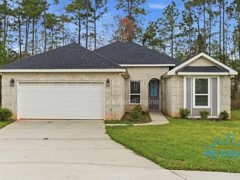 1st image of 15334 Oak Creek Cv