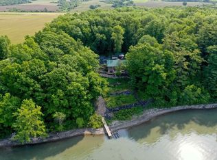 724 Delong Ln, Shoreham, VT 05770