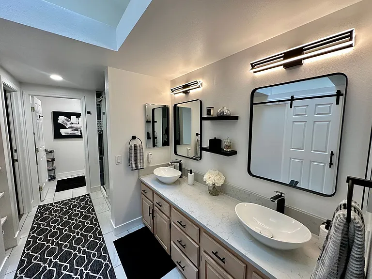 9048 Gleneagle Dr — Photo 16