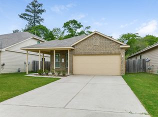 9803 Gulfstream Dr, Conroe, TX 77303