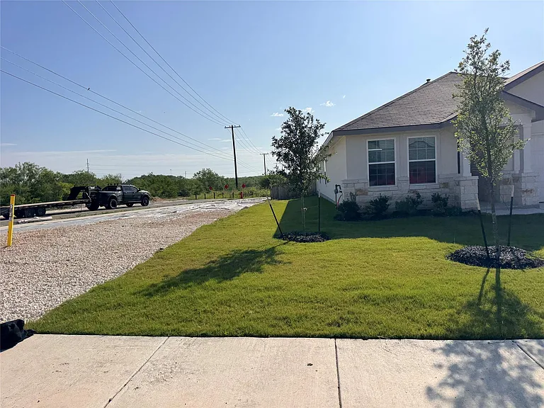 204 Steele Hbr — Photo 3