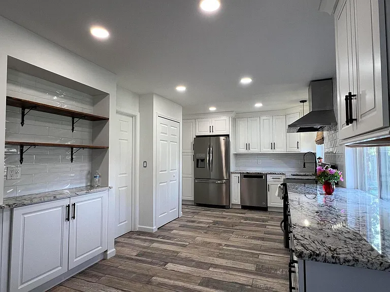 4033 Ramblewood Dr — Photo 9