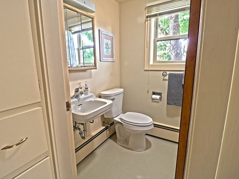 2051 Melrose St #1 — Photo 13