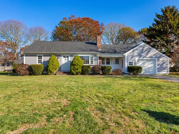18 Captain Stanley Road, South Yarmouth, MA 02664