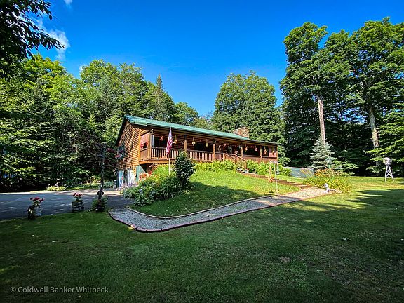 2nd image of 15 Timber Ln