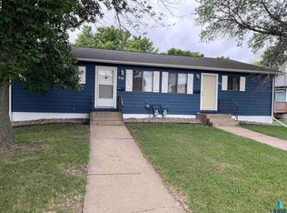 809 W Bailey St, Sioux Falls, SD 57104