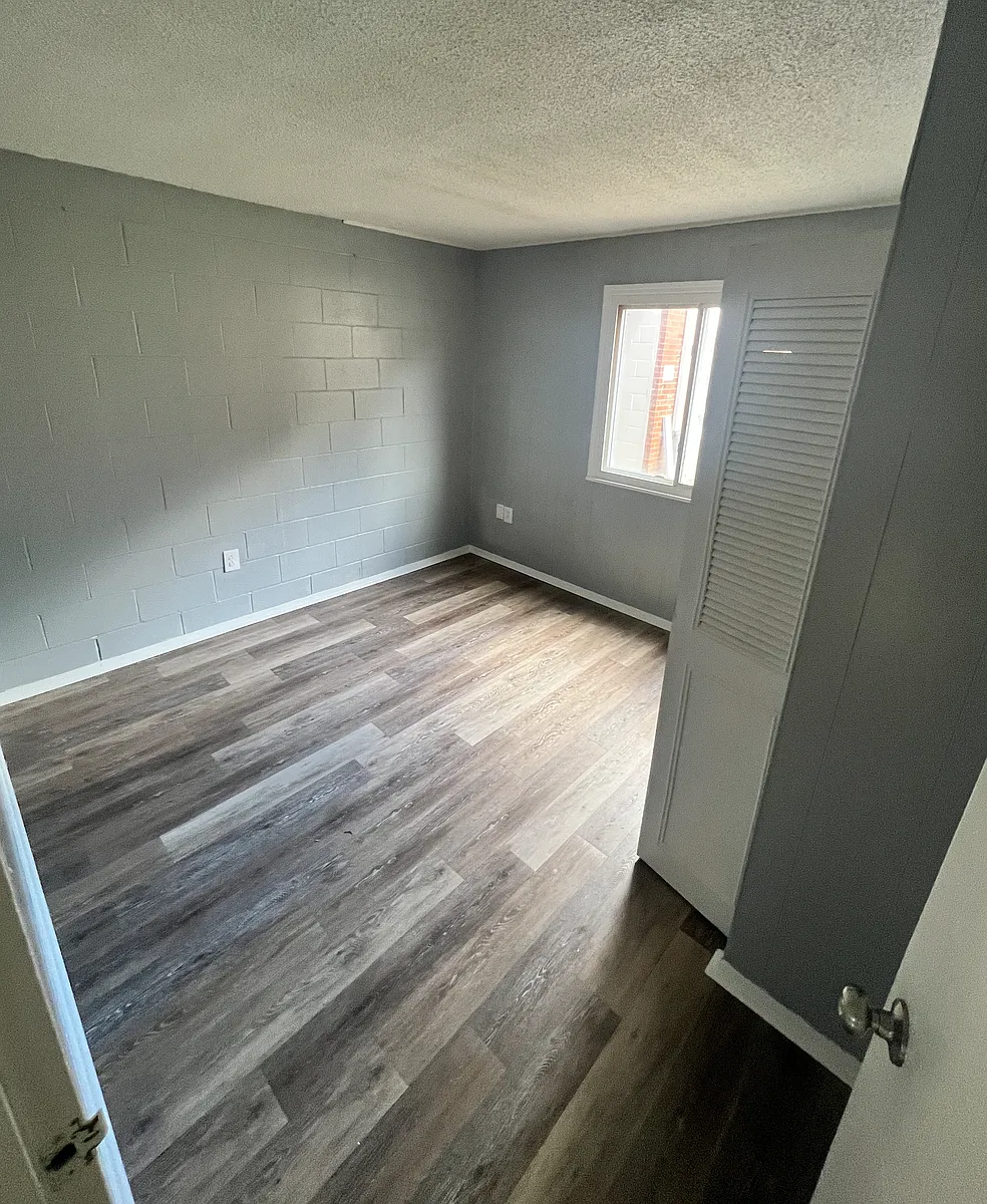 Building Photo - 116 Willow St #1