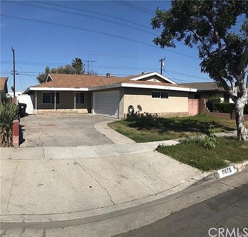 1st image of 8475 Summerfield Ave