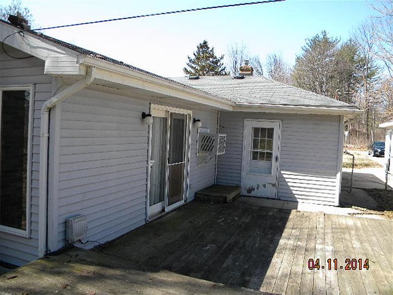 2nd image of 953 Leddy Rd