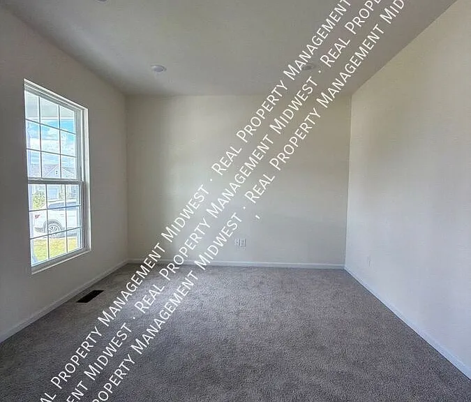 3072 Simpson Ct — Photo 4