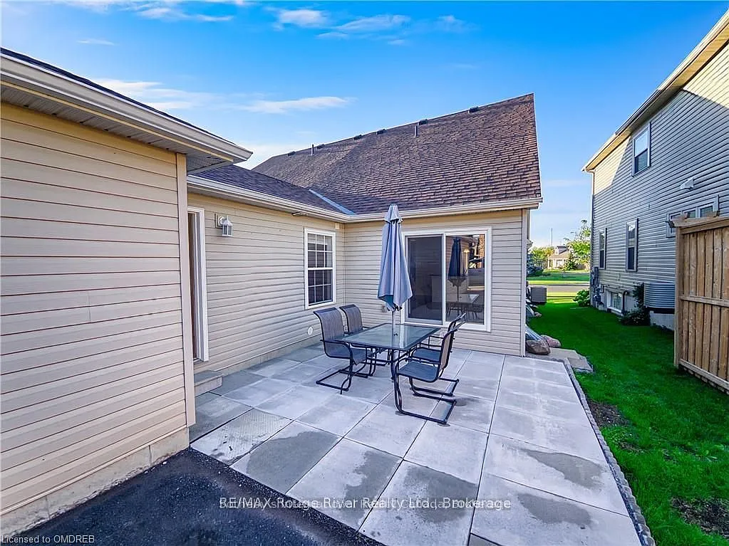 3 bed, $2,980 — Photo 2
