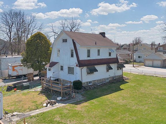 4th image of 205 Primos Ave