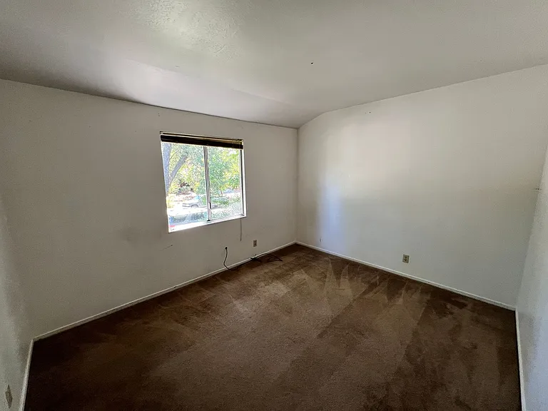 413 Del Oro Ave — Photo 23