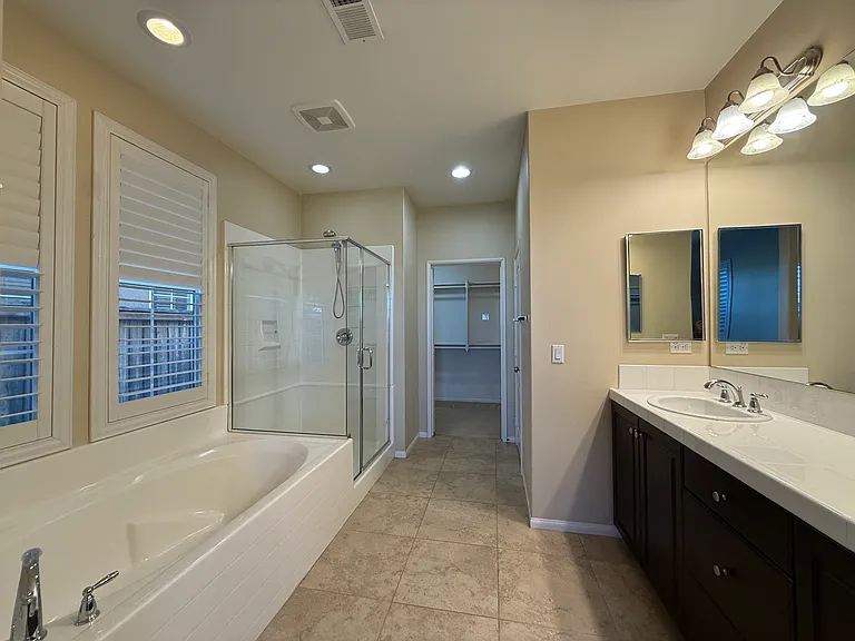 1273 Breakaway Dr — Photo 13
