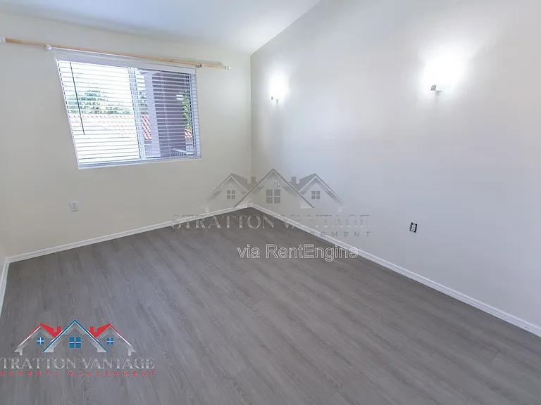 10401 N 52nd St #226 — Photo 14