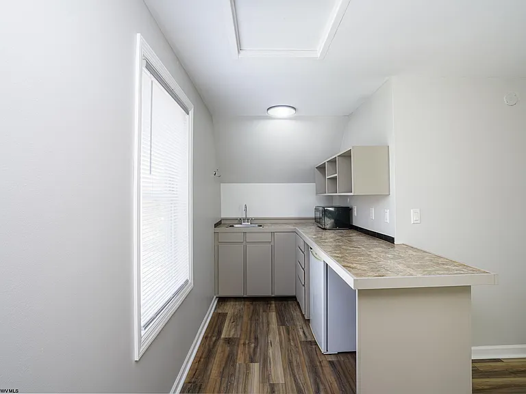 256 Spring St — Photo 14