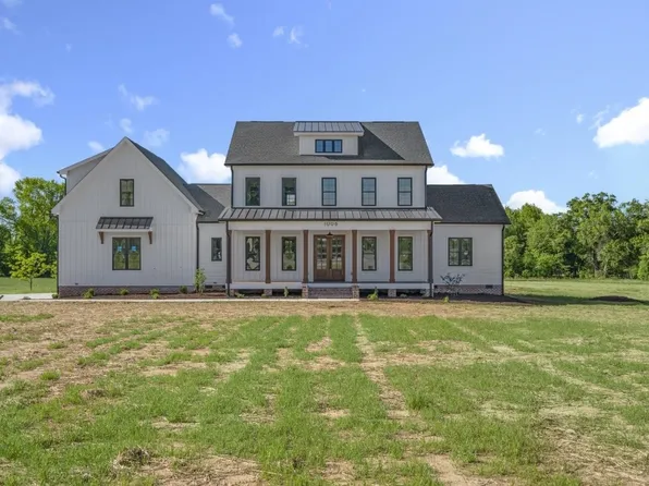 1006 Byrd Rd, Selma, NC 27576