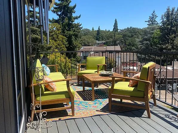 257 Mount Echo Dr, Medford, OR 97504