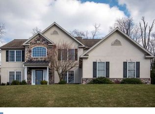 26 Morgan Spring Dr, Morgantown, PA 19543
