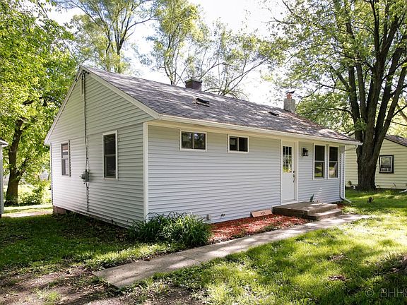 424 goguac street west-102