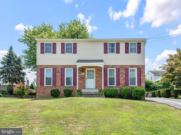 711 Oxford Ln, Wallingford, PA 19086