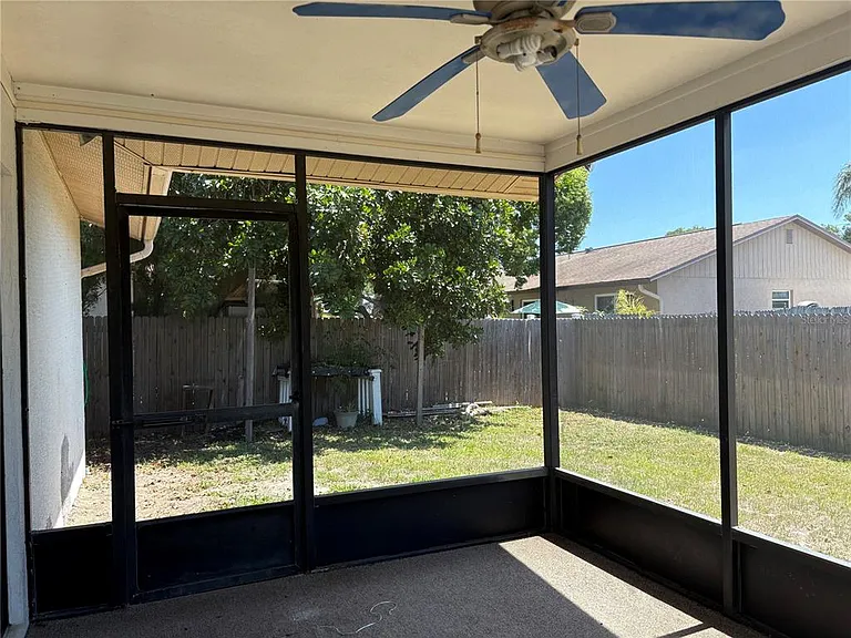 3052 Salton St — Photo 15