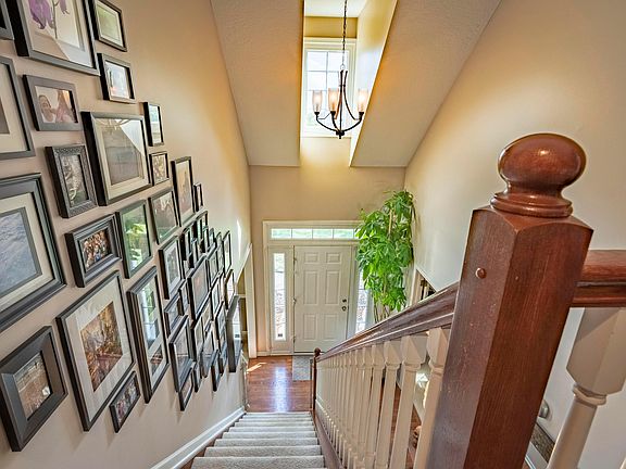 4th image of 8329 Dunnbury Cir