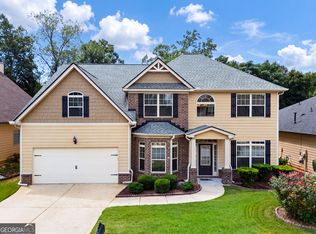 90 Sylvan Loop, Fayetteville, GA 30214