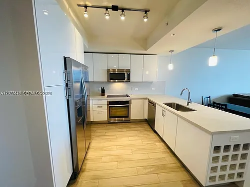 999 SW 1st Ave #2613 Photo 1