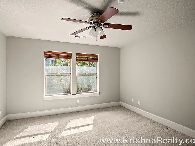 11322 NW Kimble Ct — Photo 13