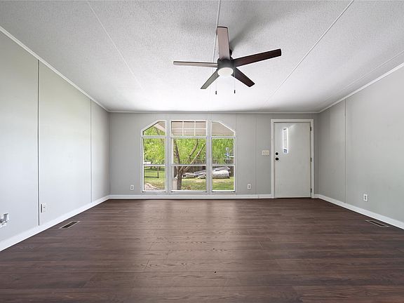 2nd image of 9623 Meadowvine Dr